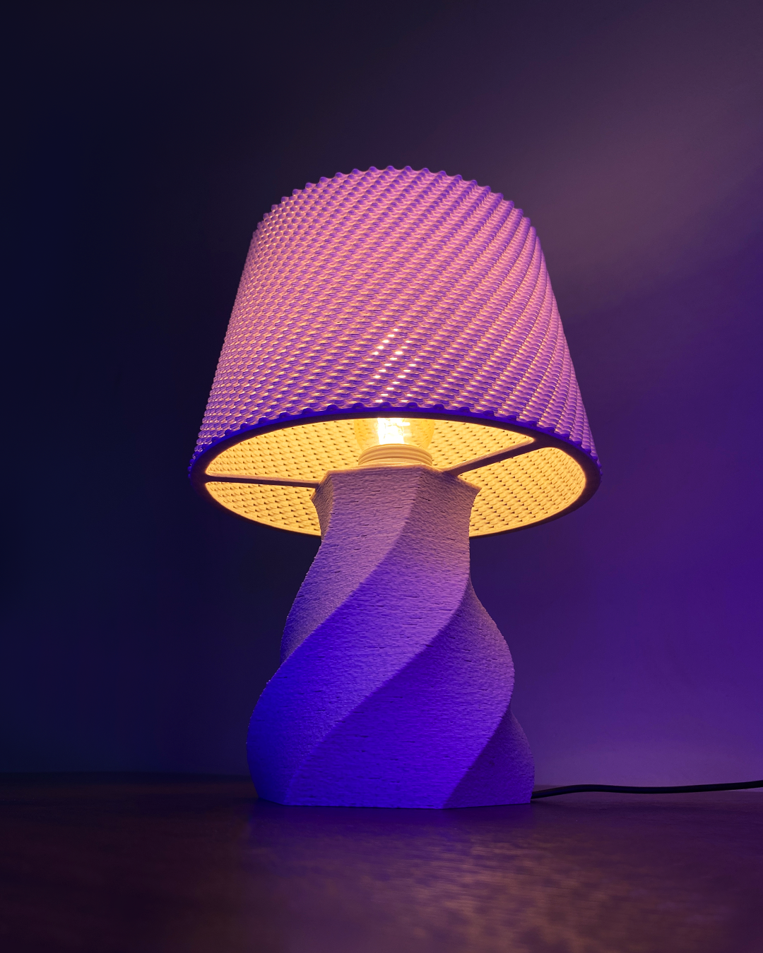 JULIAN Table Lamp