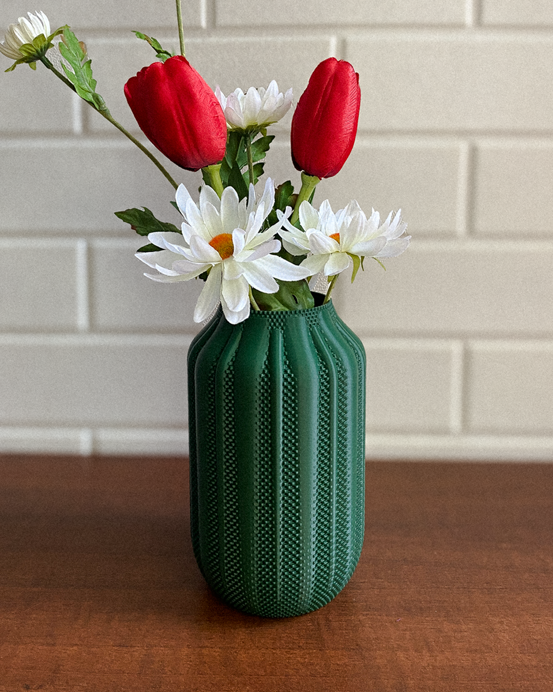 Pipero Flower Vase